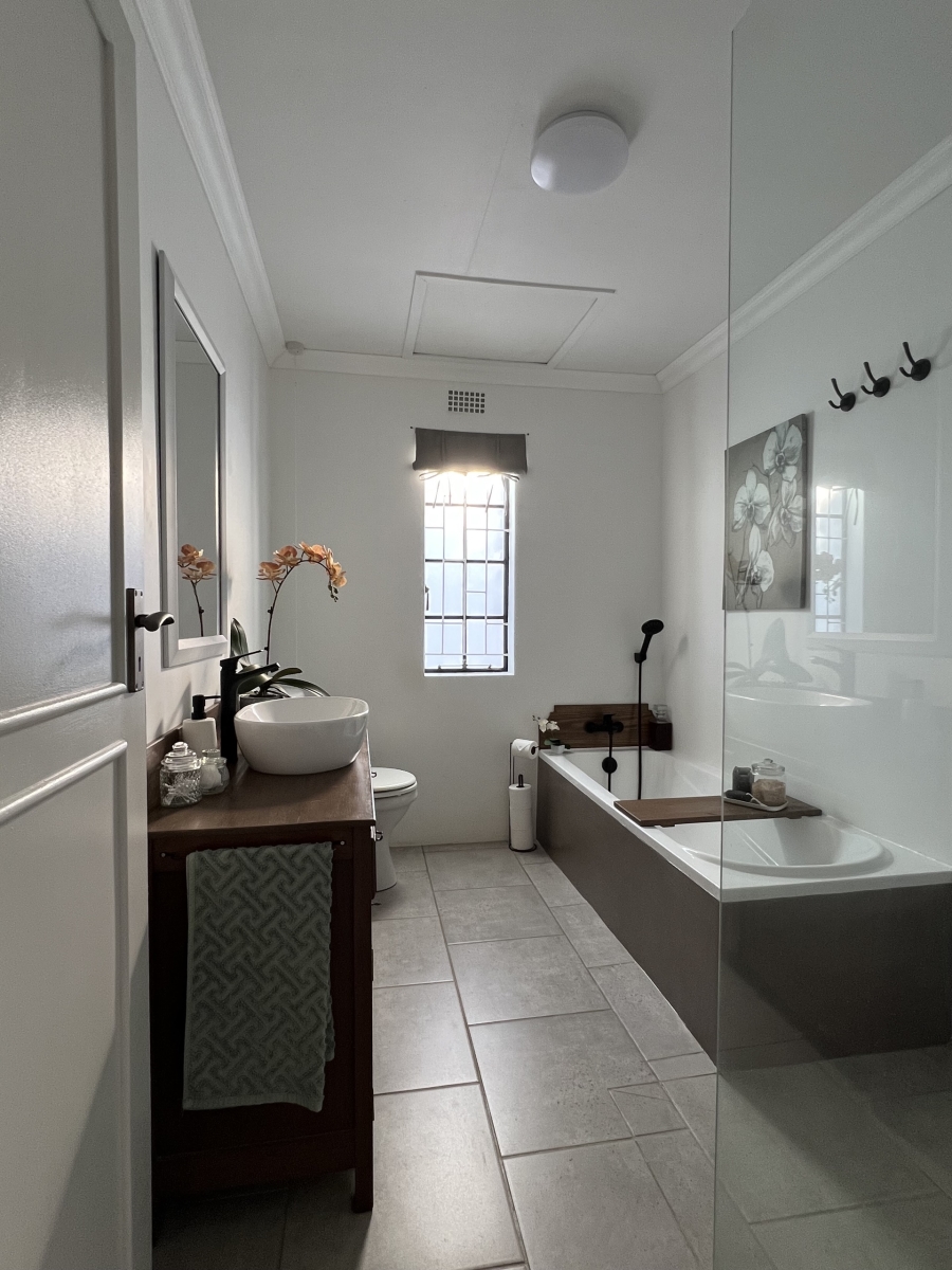 2 Bedroom Property for Sale in Napier Western Cape